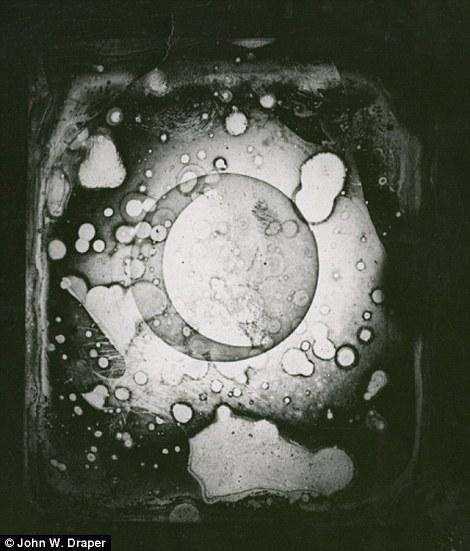 Первая фотография Луны, 1840 год