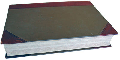 Блок — книжный блок со стороны