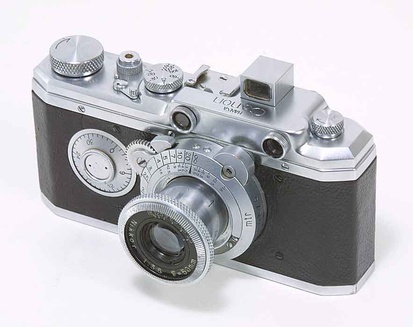 Первая массовая модель фирмы – Hansa Canon (1937 г.) продавалась в комплекте с объективом Nikkor 50 мм/f3,5