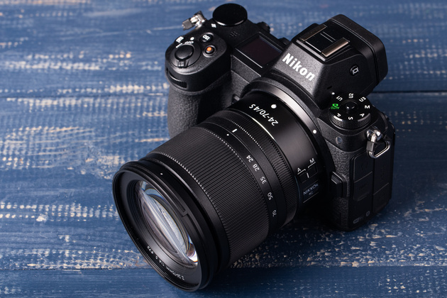 Полнокадровый беззеркальный фотоаппарат Nikon Z 7 c объективом Nikon NIKKOR Z 24–70mm f/4 S