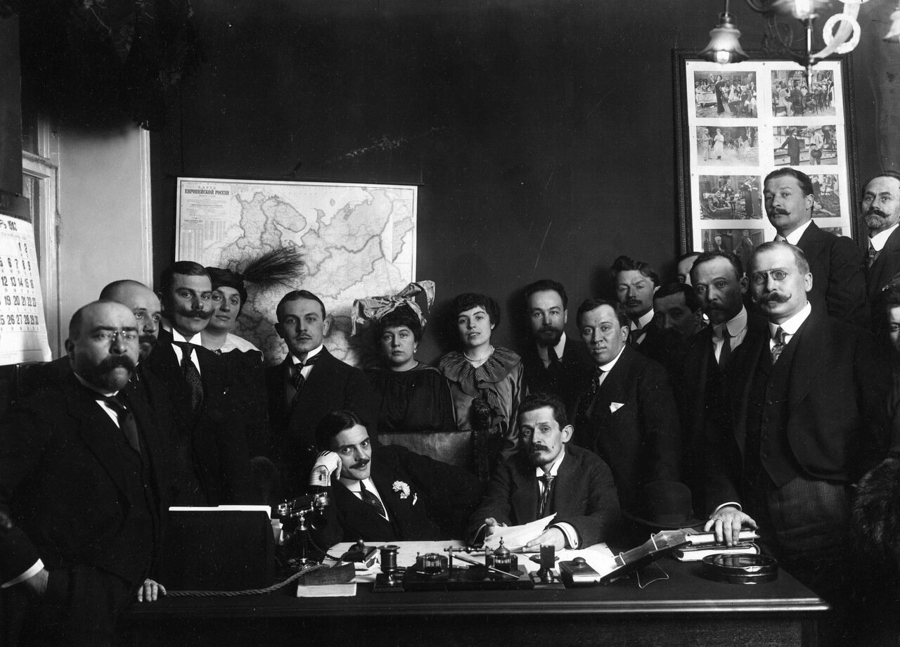 Макс Линдер с предпринимателями.1913 г. Петербург.