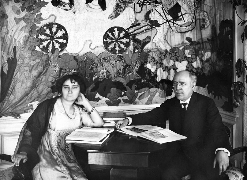 Фёдор Сологуб с женой.