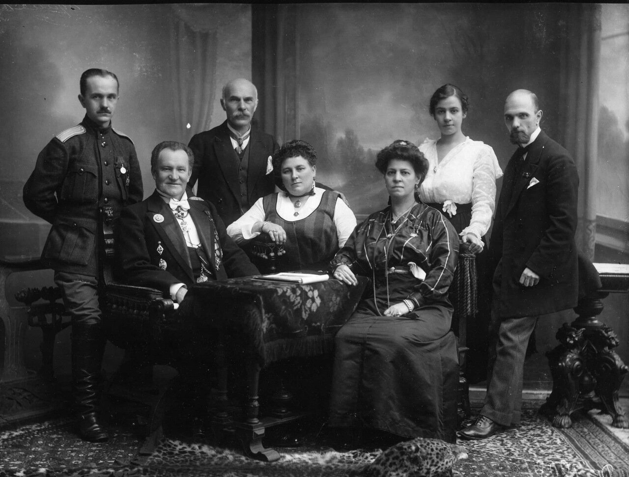 Семейство Булла. 1916 г.