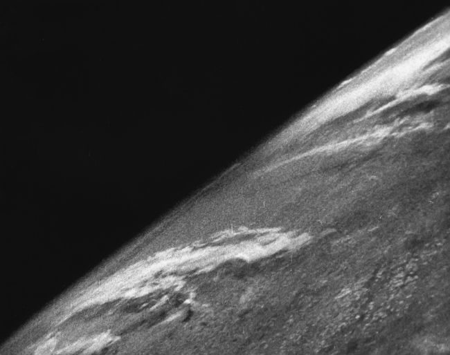 Первая фотография обратной стороны Луны, 1959 год
