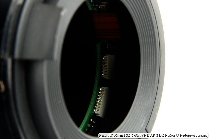 Внутренности Nikon 18-55mm 1:3.5-5.6GII VR II AF-S DX Nikkor