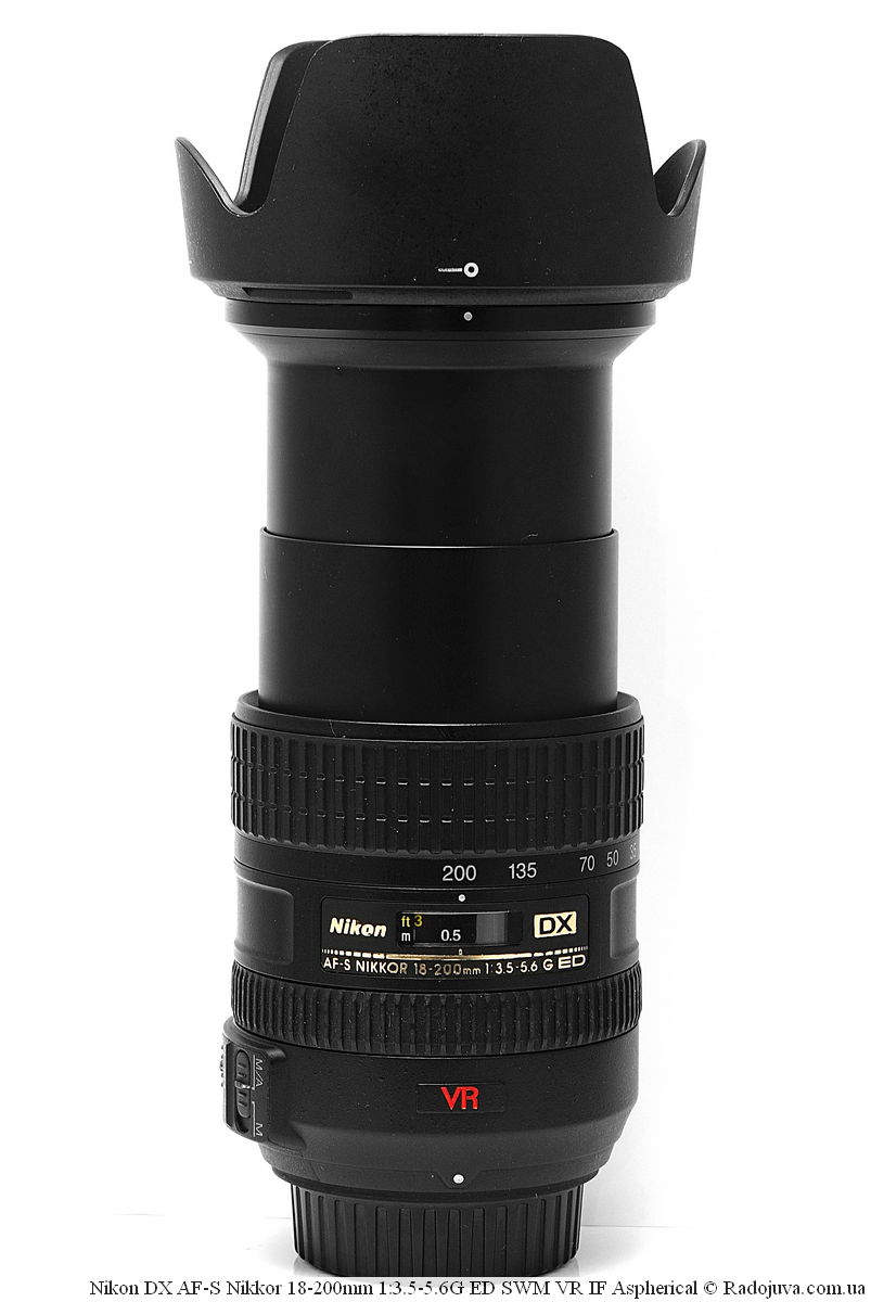 Nikon DX AF-S Nikkor 18-200mm 1:3.5-5.6G ED SWM VR IF Aspherical с оригинальной блендой HB-35