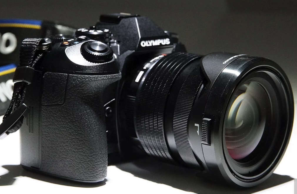 4К камера Olympus OM-D E-M1 Mark II