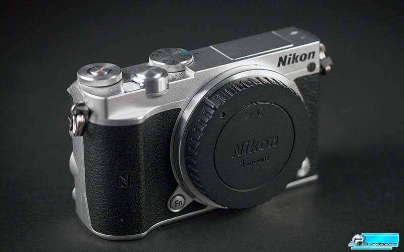 Новая Nikon 1 J5